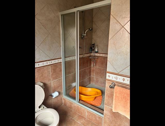 3 BEDROOM TOWNHOUSE FOR SALE IN SAFARI GARDENS